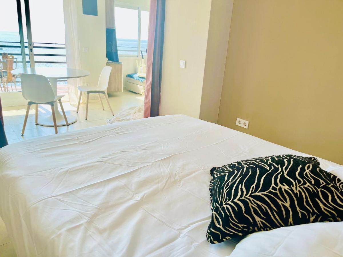 Apartamento Lujoso Y Moderno Vistas Panoramicas Al Mar Marbella Exterior photo
